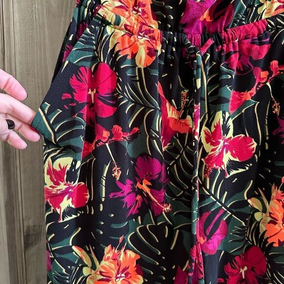 Express Strapless Jumpsuit Tropical Palm Floral hibiscus - Picture 2 of 7
